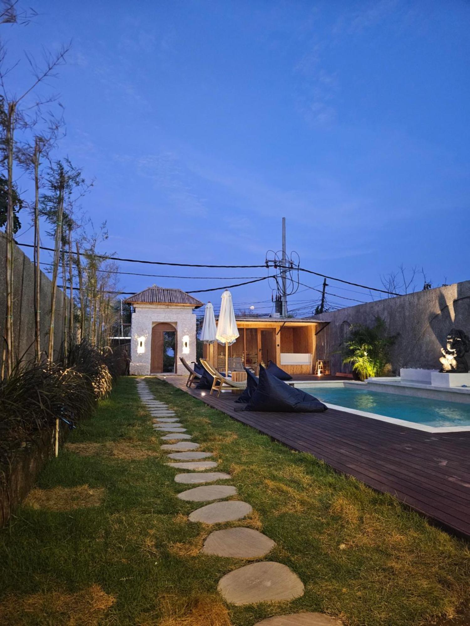 Hotel Salty Prana Retreat Center Uluwatu Exterior foto
